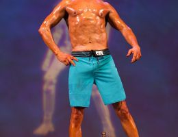 mens physique masters 50  winner mg 7467
